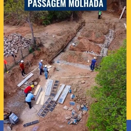 São João do Cariri: Gestão visita obra de passagem molhada em Riacho de Doca