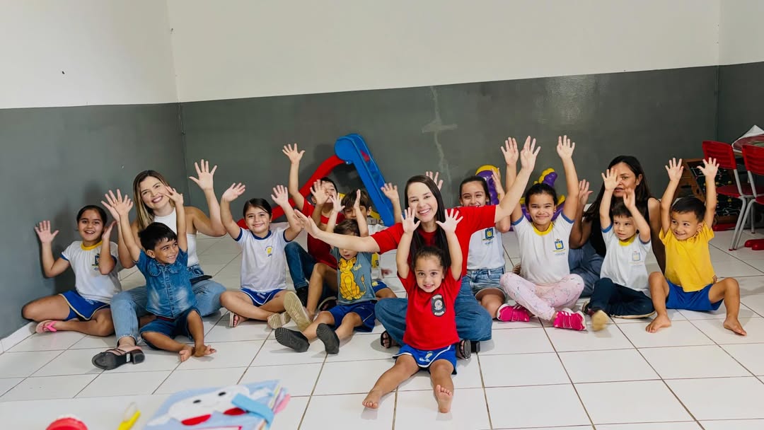 PSE leva saúde bucal e orientações à Escola Hilda Maria de Sousa Brito